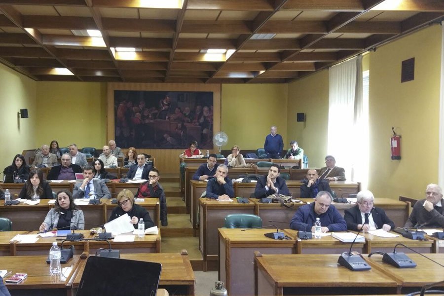 Comune a rischio commissariamento. L’opposizione comunale insorge: “si approvi il bilancio di previsione”