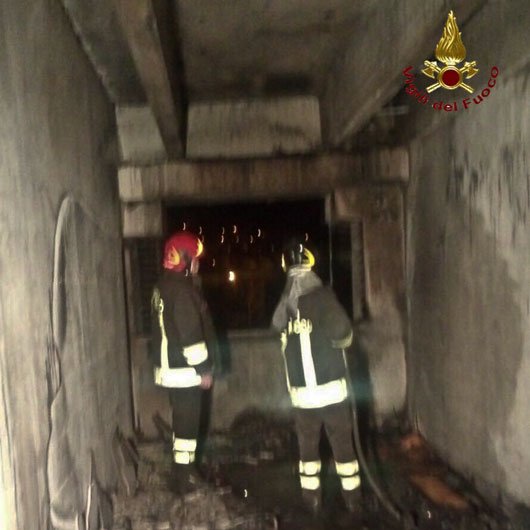 Nuoro: incendio nella notte nello stabile dell’Eurostock