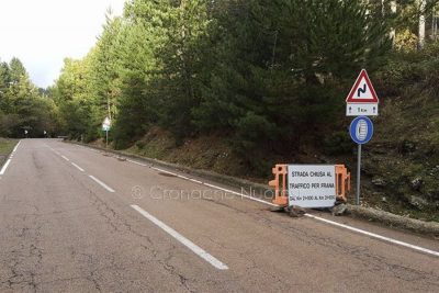 La frana sulla Desulo Fonni (foto Simone Litarru)