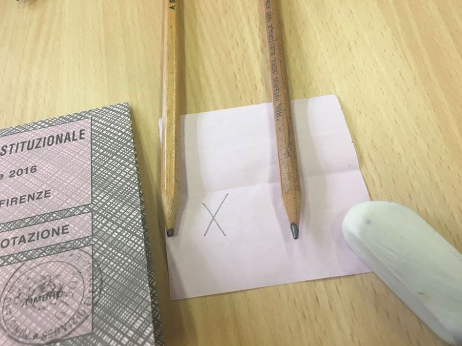 Referendum. Scoppia il “caso” matite. Il Viminale rassicura: sono indelebili
