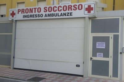 L'ingresso temporaneo del Pronto soccorso di Lanusei