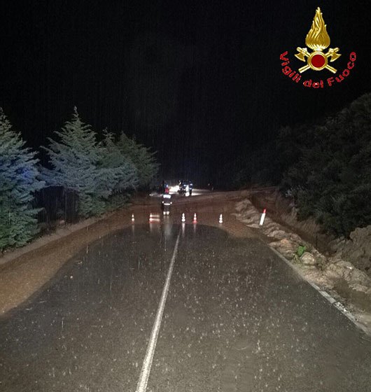 Le forti piogge causano frane e smottamenti sulle strade di Ogliastra e Nuorese