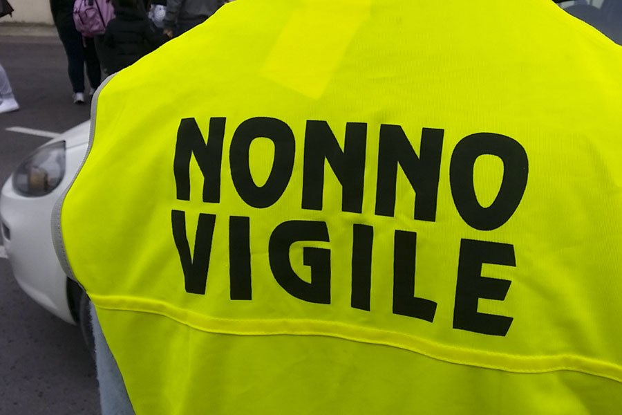 Nuoro. Il 9 gennaio scade il termine per presentare le domande per Nonno Vigile