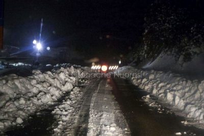 La Statale 389 chiusa all'altezza di Janna 'e ferru (foto S.Satta)