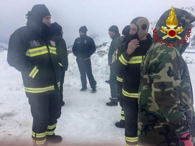Le squadre dei Vigili del fuoco dopo il recupero dei dispersi a Talana