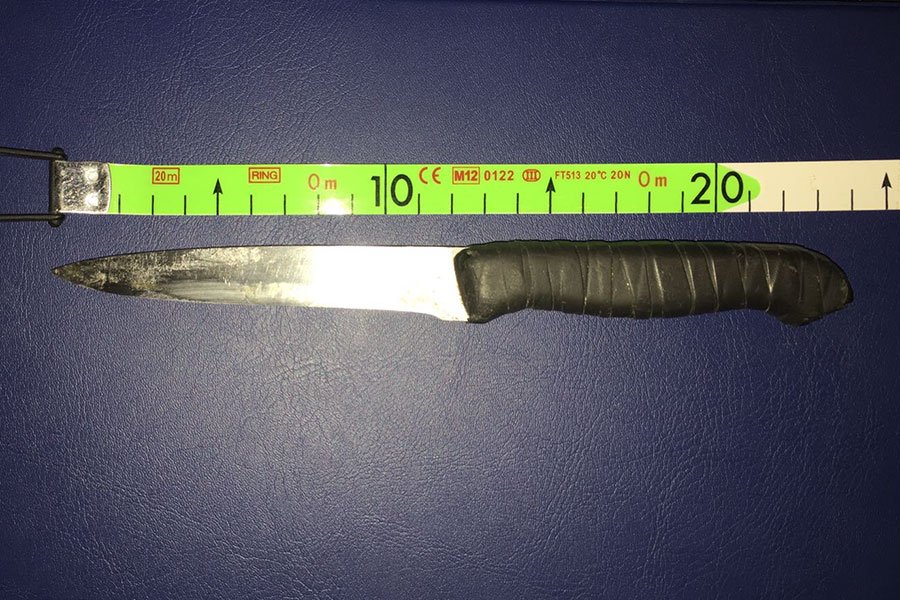 Nuoro. Ubriaco aggredisce e minaccia due anziani che stavano per investirlo: denunciato