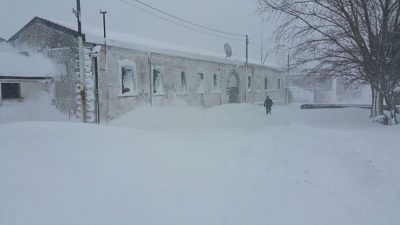 La colonia penale di Mamone sotto la neve