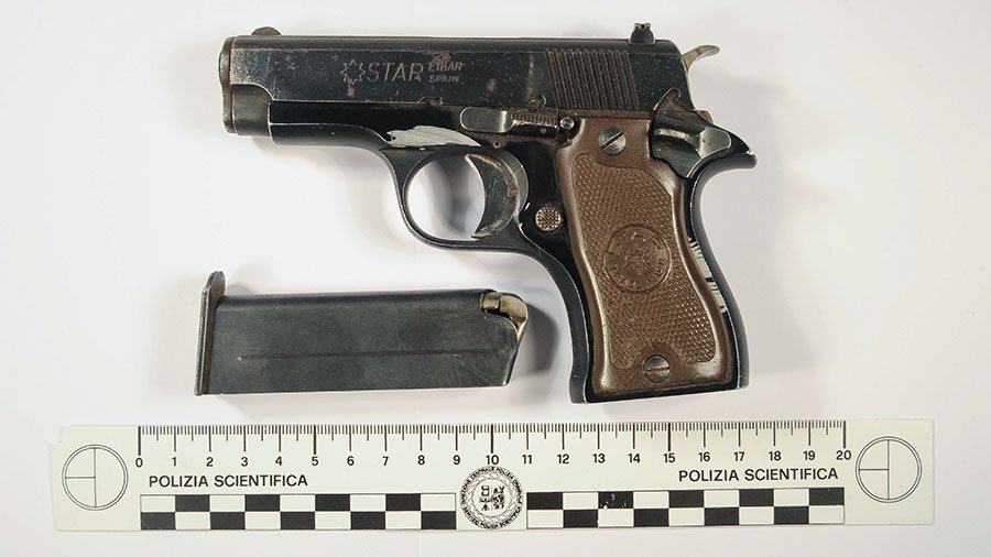 Oniferi. Spara e ferisce un giovane durante una festa da ballo in maschera: in manette giovane di Gavoi