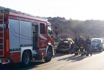 Le auto dopo l'incidente (foto S. Novellu)