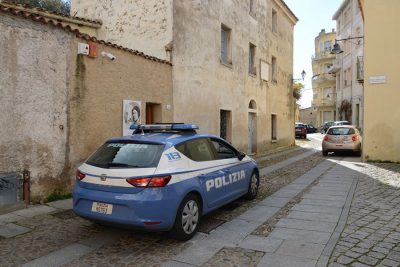 Una Volante della Polizia