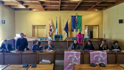 La conferenza di presentazione dell'evento (foto Cronache Nuoresi)