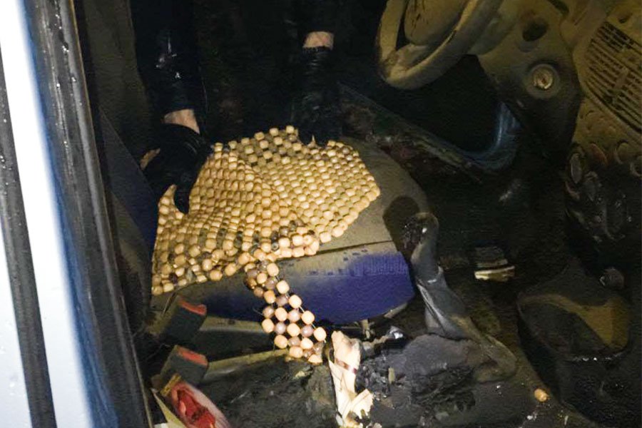 Ritrovata bruciata l’auto rubata al sacerdote di Sindia