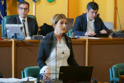 Raffaelina Denti durante il Consiglio Comunale (foto S.Novellu)