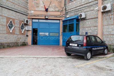 Nuoro. L'ingresso al carcere di Badu 'e carros (foto S.Novellu)