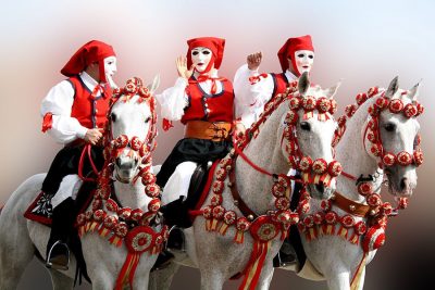 Un'immagine della Sartiglia di Oristano