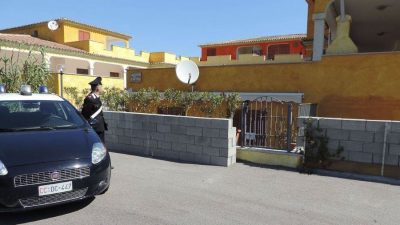 Sigilli dei Carabinieri al complesso residenziale di Tanaunella