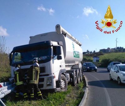 Il camion dopo l'incidente