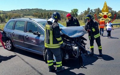 l'auto dopo l'incidente sulla 131