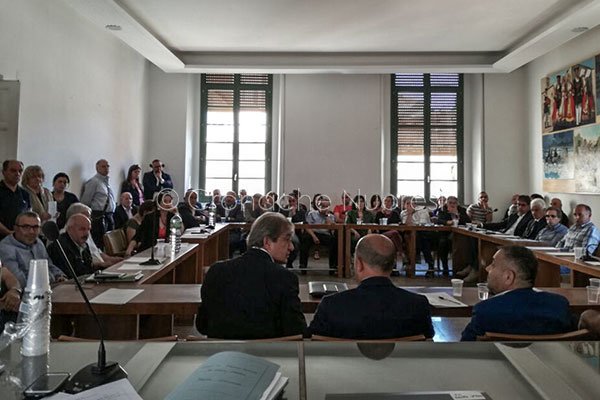 Accorpamento delle Camere di Commercio: Nuoro in rivolta