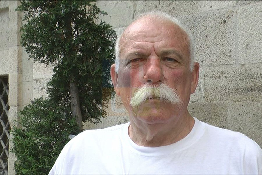 Doddore Meloni in barella davanti al Gup di Brescia