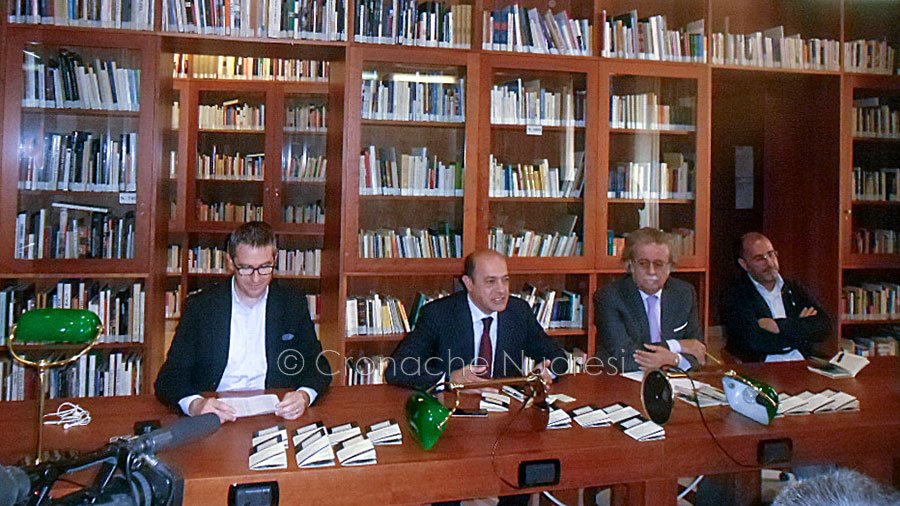 ISRE: tradotta in inglese la Guida al Museo Deleddiano