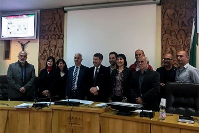 I sindaci con l'assessore Paci durante l'accordo