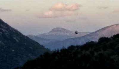 L'arrivo dell'elicottero a Nuoro (foto S.Novellu)