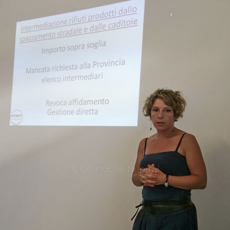 “Troppe zone d’ombra nella gestione della raccolta dei rifiuti a Nuoro”: il M5S presenta un’interrogazione