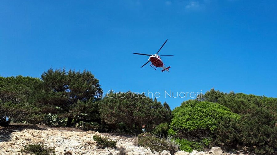 Tragedia a Orosei: 63enne di Nuoro annega nelle acque di Cala Liiberotto