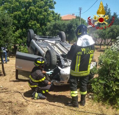 La Fiat Panda dopo l'uscita di strada