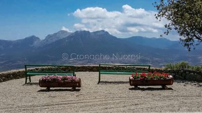 I nuovi arredi al belvedere al Monte Ortobene