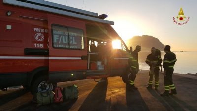 Tavolara, uno dei mezzi impegnati nelle ricerche del disperso