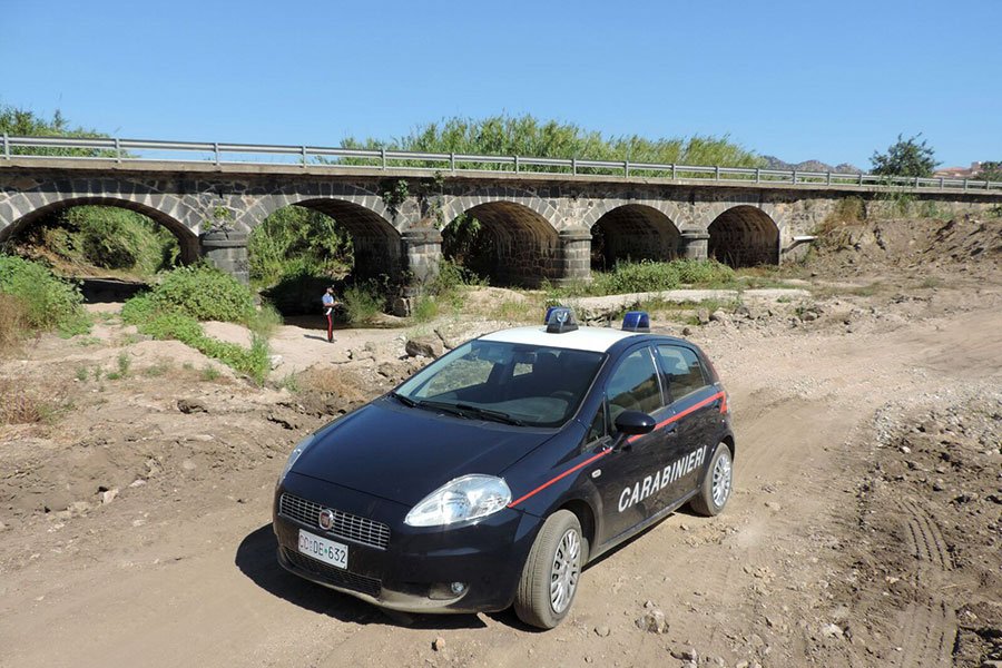 Orosei. Ruba alcuni quintali di sabbia del Comune: in manette un 56enne