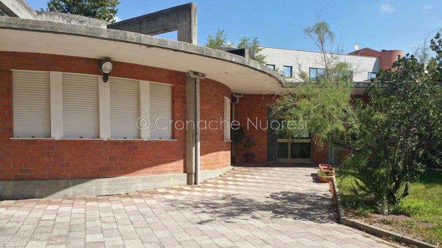 Nuoro. Due positivi al Covid: chiusi l’asilo “Primi passi” e l’istituto “Volta”