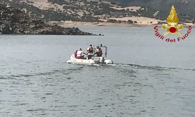 VVF nel corso delle ricerche dei dispersi nelle acque del lago Mulargia