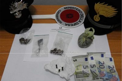La droga sequestrata dai Carabinieri