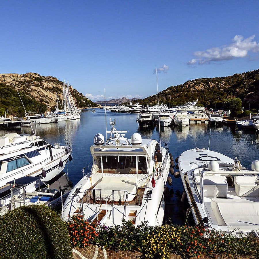 Costa Smeralda: rubati 300mila euro dalla suite di un magnate russo