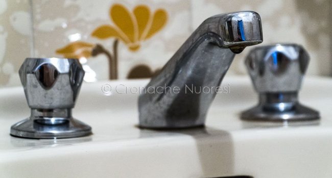 Rubinetti a secco (foto Cronache Nuoresi)
