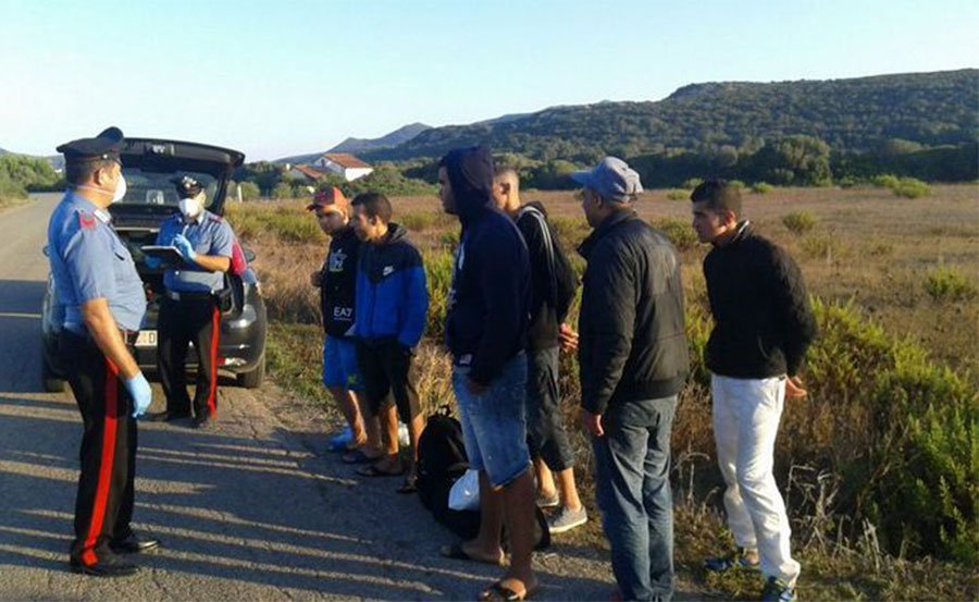 Migranti. Ancora sbarchi in Sardegna: arrivati nel cuore della notte 15 algerini