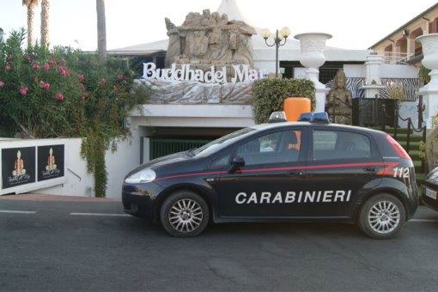 San Teodoro. Stop al divertimento: sotto sequestro le attrezzature del “Buddha del Mar”