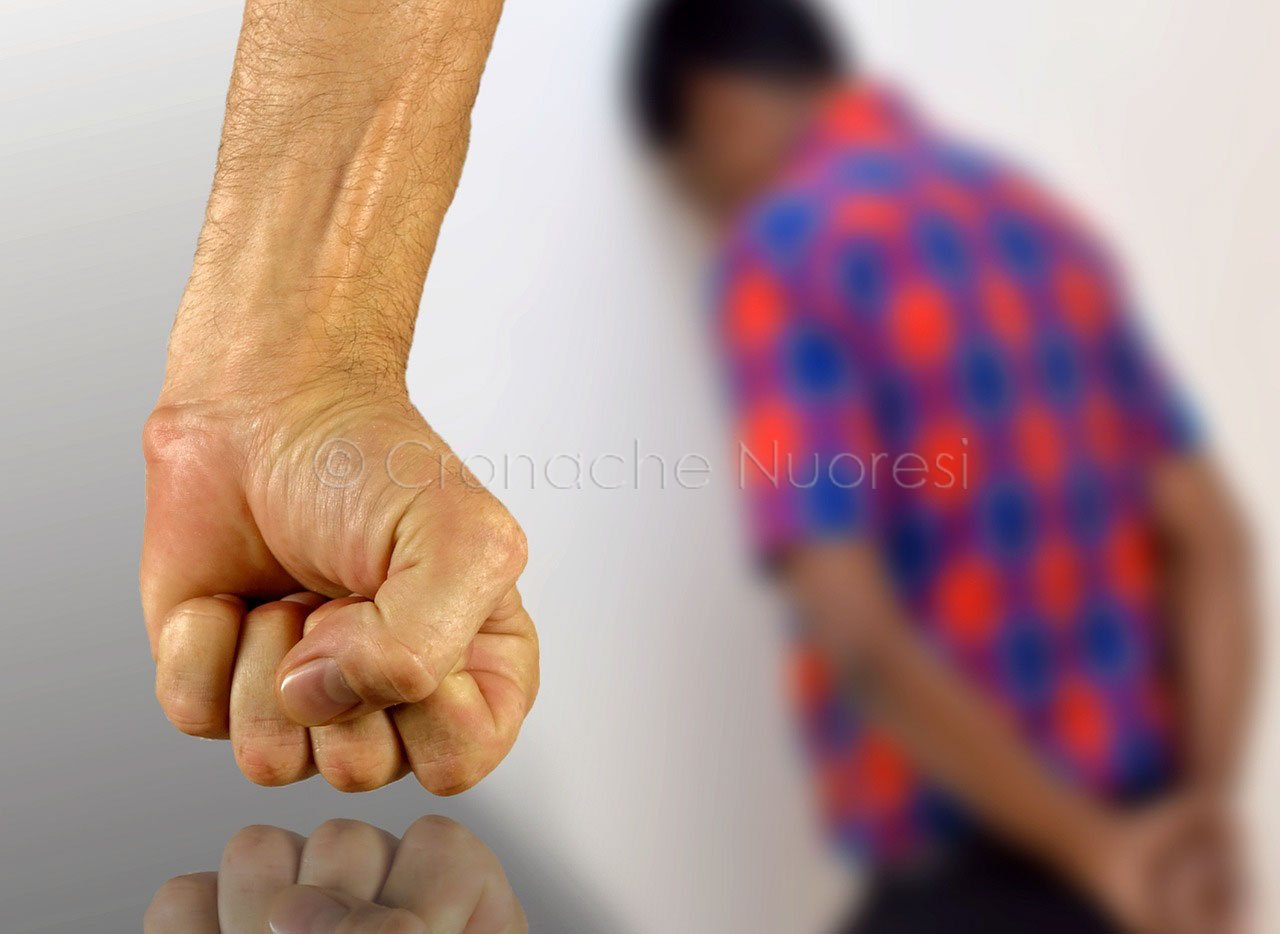Violenza sessuale su minore: l’orco è un pensionato 69enne