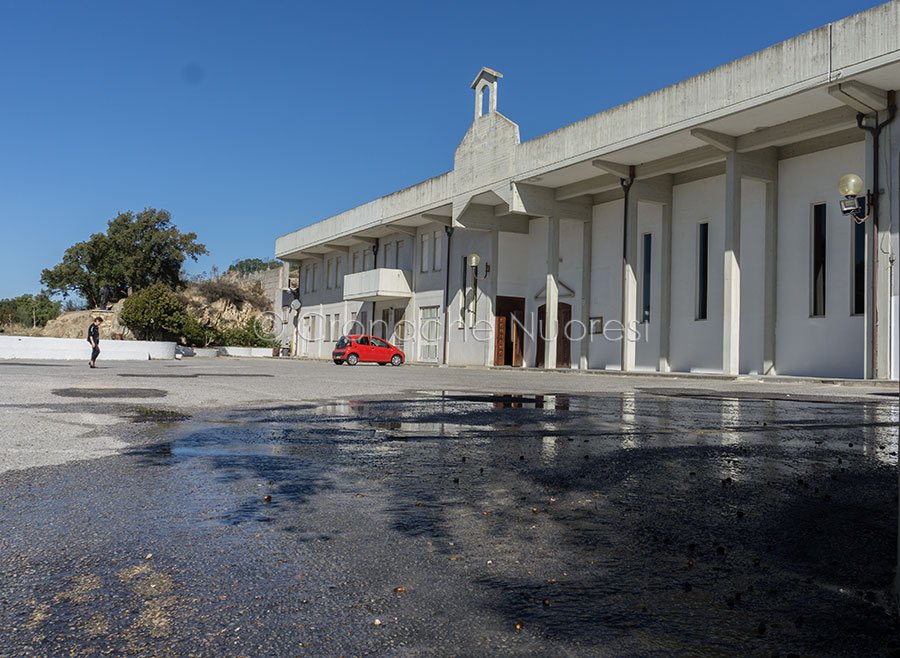Nuoro. Sacerdote positivo al Covid-19: “i fedeli che hanno partecipato alla messa lo segnalino”