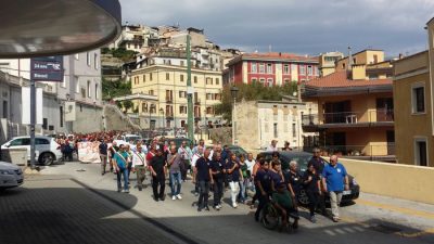 Sanità: corteo a Lanusei contro riforma ospedaliera