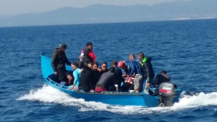 Riprendono gli sbarchi nell’Isola: 45 migranti tra cui 5 donne arrivano nelle coste sarde