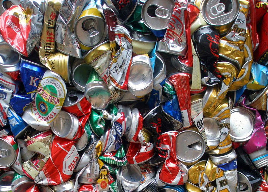 “Codici errati per barattolame e vetro. Il Comune corregge il tiro grazie al M5S”