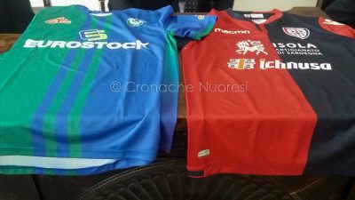 Le maglie delle due squadre - Nuorese e Cagliari