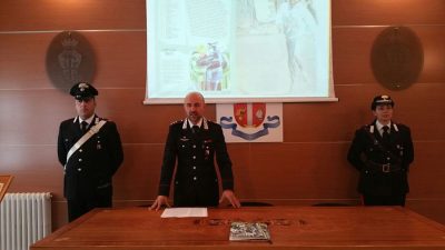 Il comandante provinciale Franco Antonio Maria Di Pietro presenta il calendario storico