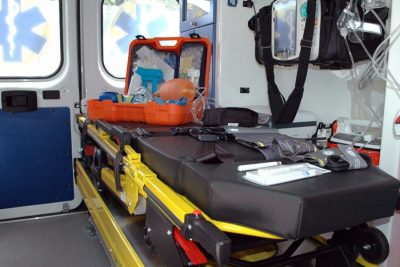 Interno di un'ambulanza