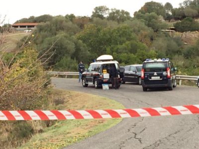 Il luogo dell'agguato. Sullo sfondo l'azienda dei fratelli Piras