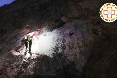 Il Soccorso Alpino impegnato nell'intervento nella falesia